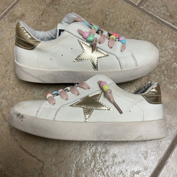 Cute Star Fashion Sneakers - Picture 3 of 4
